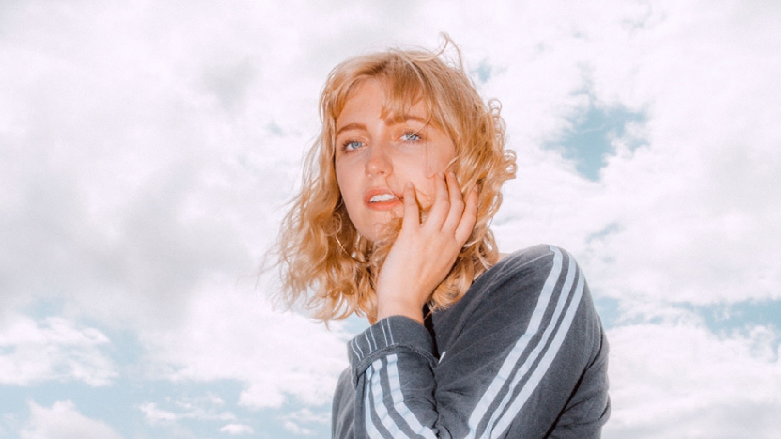 Abbie Ozard + Special Guests