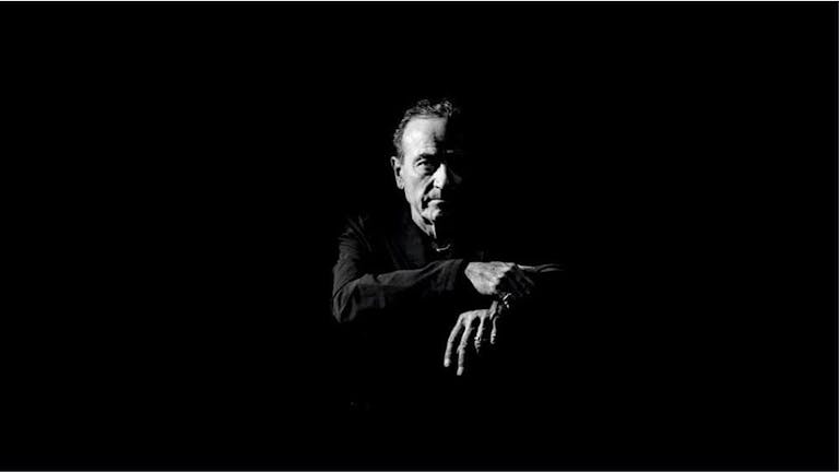 Hugh Cornwell Electric - the songwriter behind The Stranglers - Live