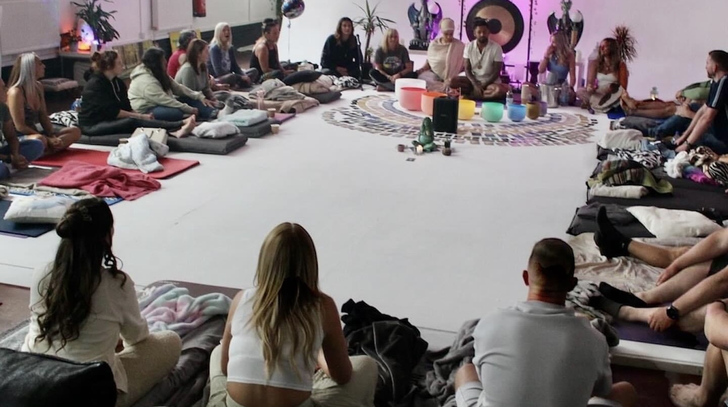 Illumin8te | Sacred Sounds Of The Cosmos | Sound Bath  (Sunday 27th October) @ THE LIGHTHOUSE 11am