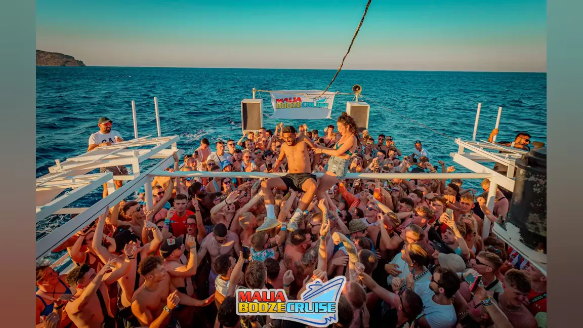 malia-booze-cruise-boat-party-2024-25-08-2024-at-malia-booze-cruise