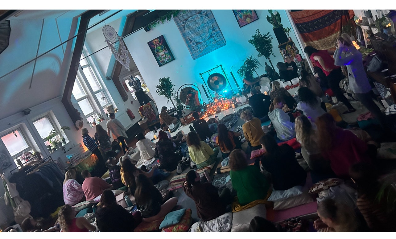 Illumin8te | Sacred Sounds Of The Cosmos | Sound Bath  (Sunday 24th March) @ THE LIGHTHOUSE 4pm