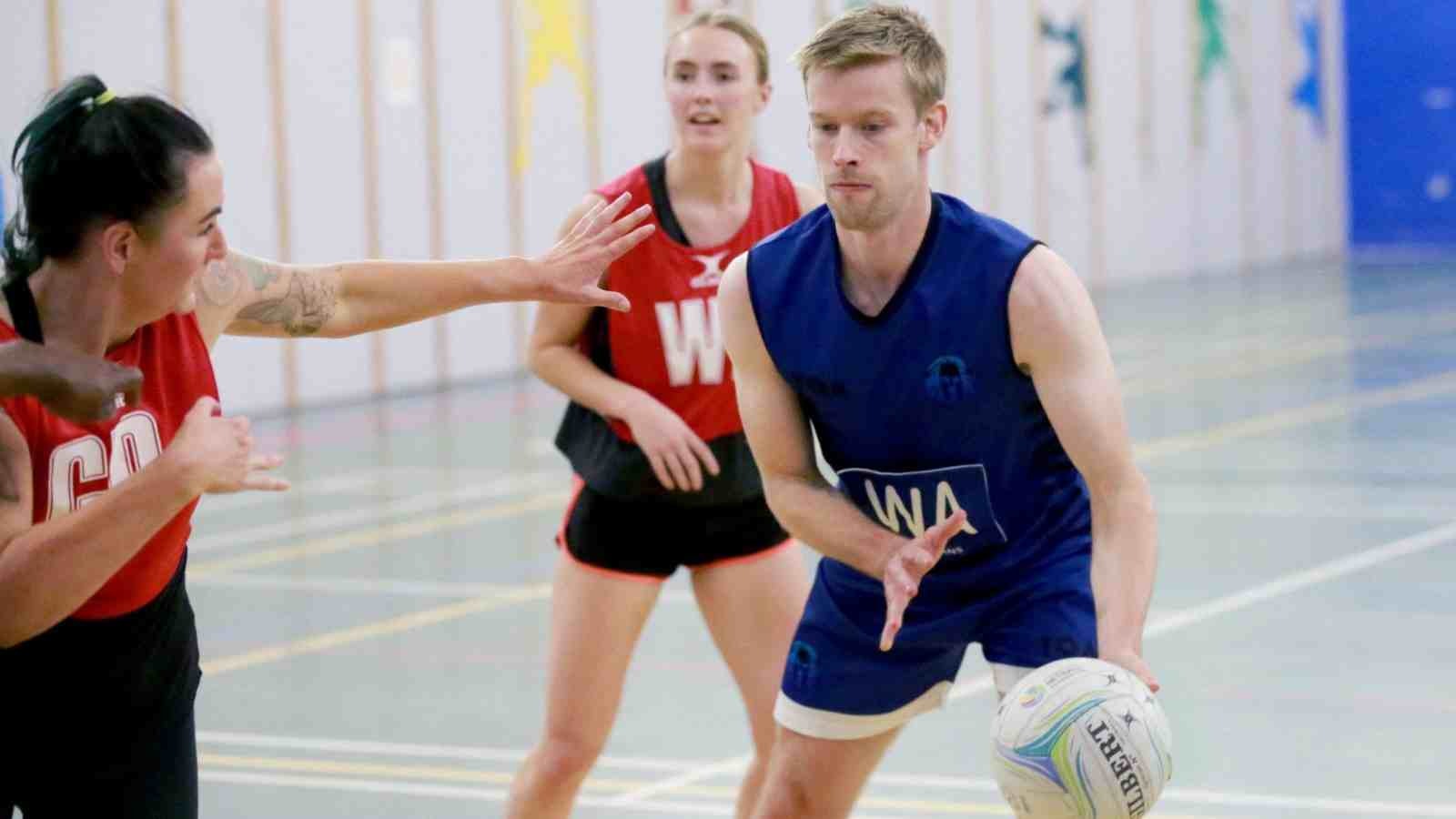 Thursday | Singles Netball | Shoreditch (7PM)