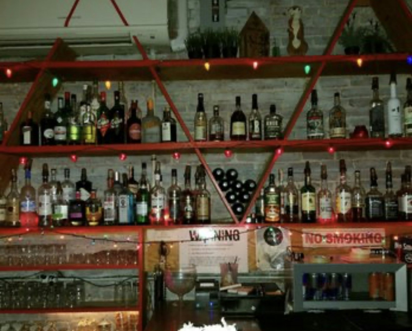 Singles New Year – Anti-Dating App Social