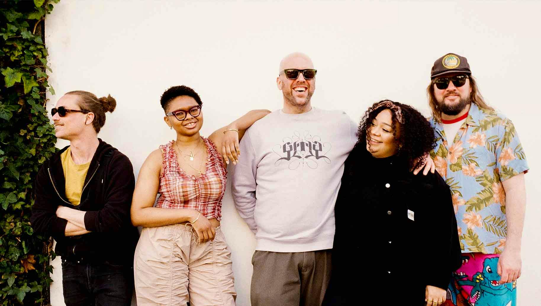 Girls of the Internet LIVE+ James Alexander Bright