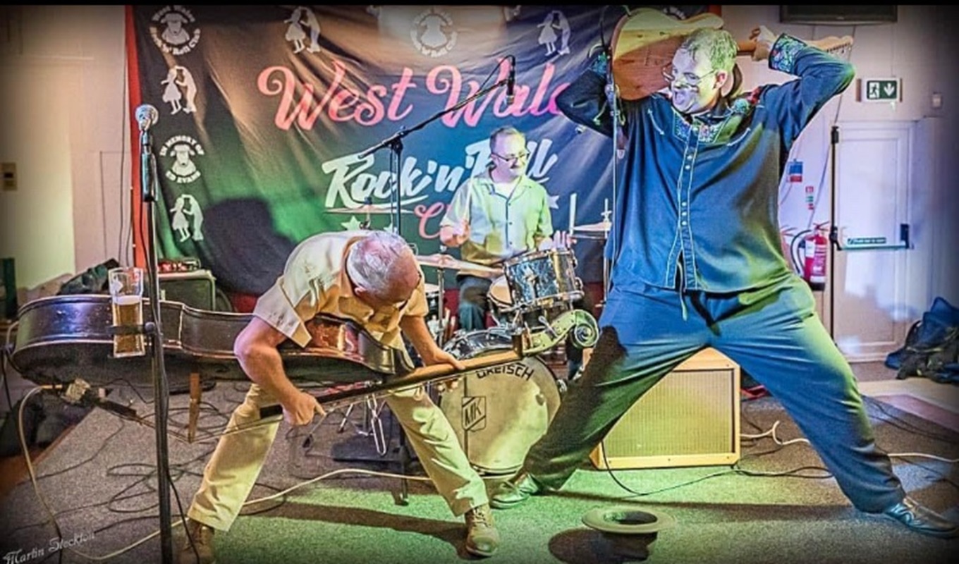 The James Oliver Band- Live Billy's at Billy Bootleggers