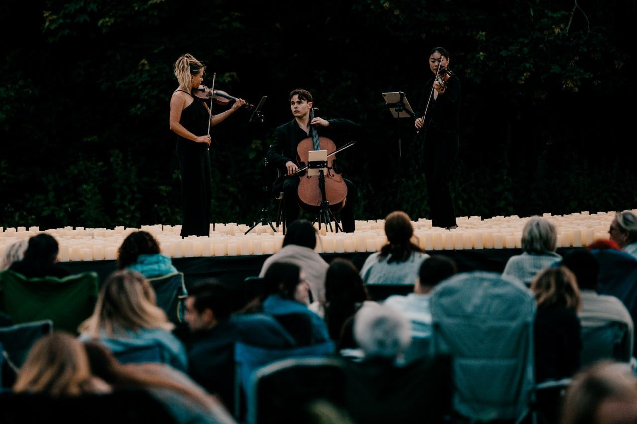 A 90s Brit Pop Candlelight Experience At The Mount Vineyard, Sevenoaks – Friday 12th June