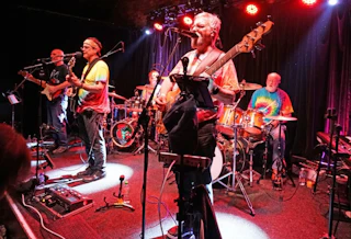 The Grateful Dudes
