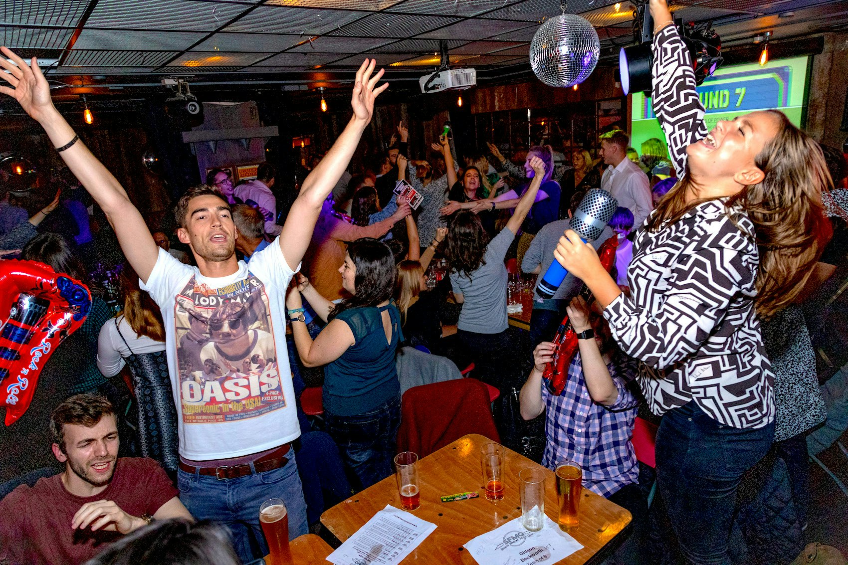 Sounds Familiar Music Quiz – Hastings Power Ballad Special