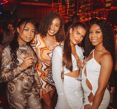 GROWN & SEXY Sunday Party