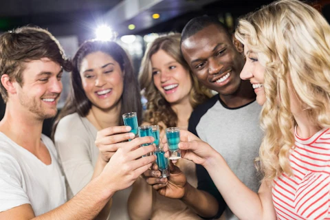 DateinaDash Date Score™ Singles Pub Crawl | Saturdays | 4 Venues | Leicester Square