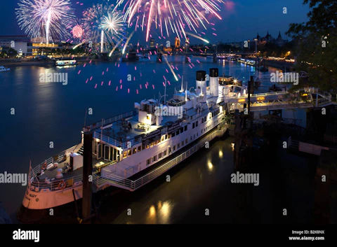 80s/90s Boat Party Aboard The Tattershall Castle - All Ages Welcome ! Saturday 8th August