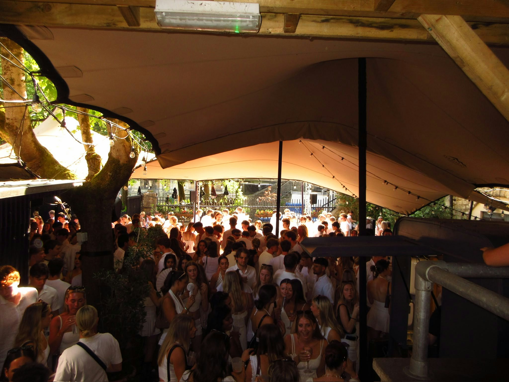 LA TERRAZA: PRE SEASON