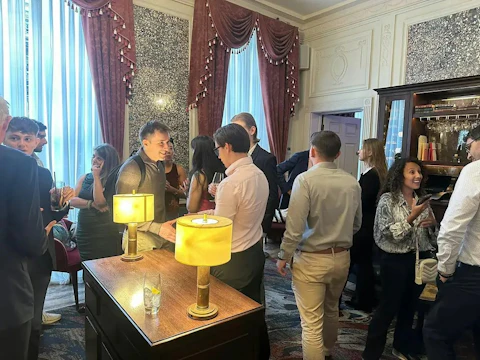 London Connector® | Founders, Investors & Business Networking