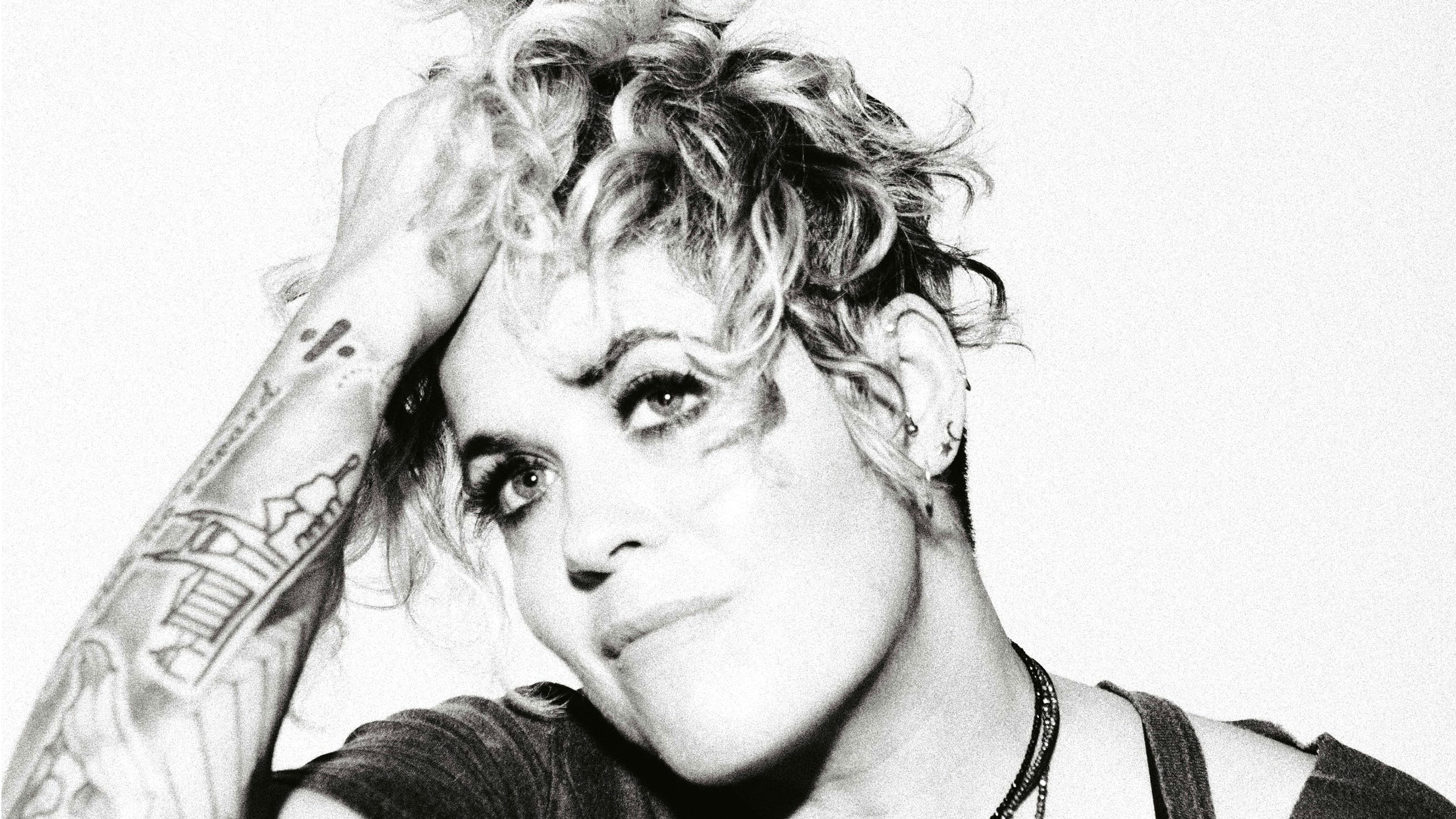 Amy Wadge