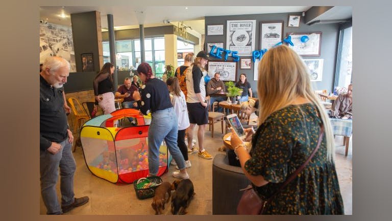 Baxter's Halloweenie Cafe - Coventry - Dachshund's Only